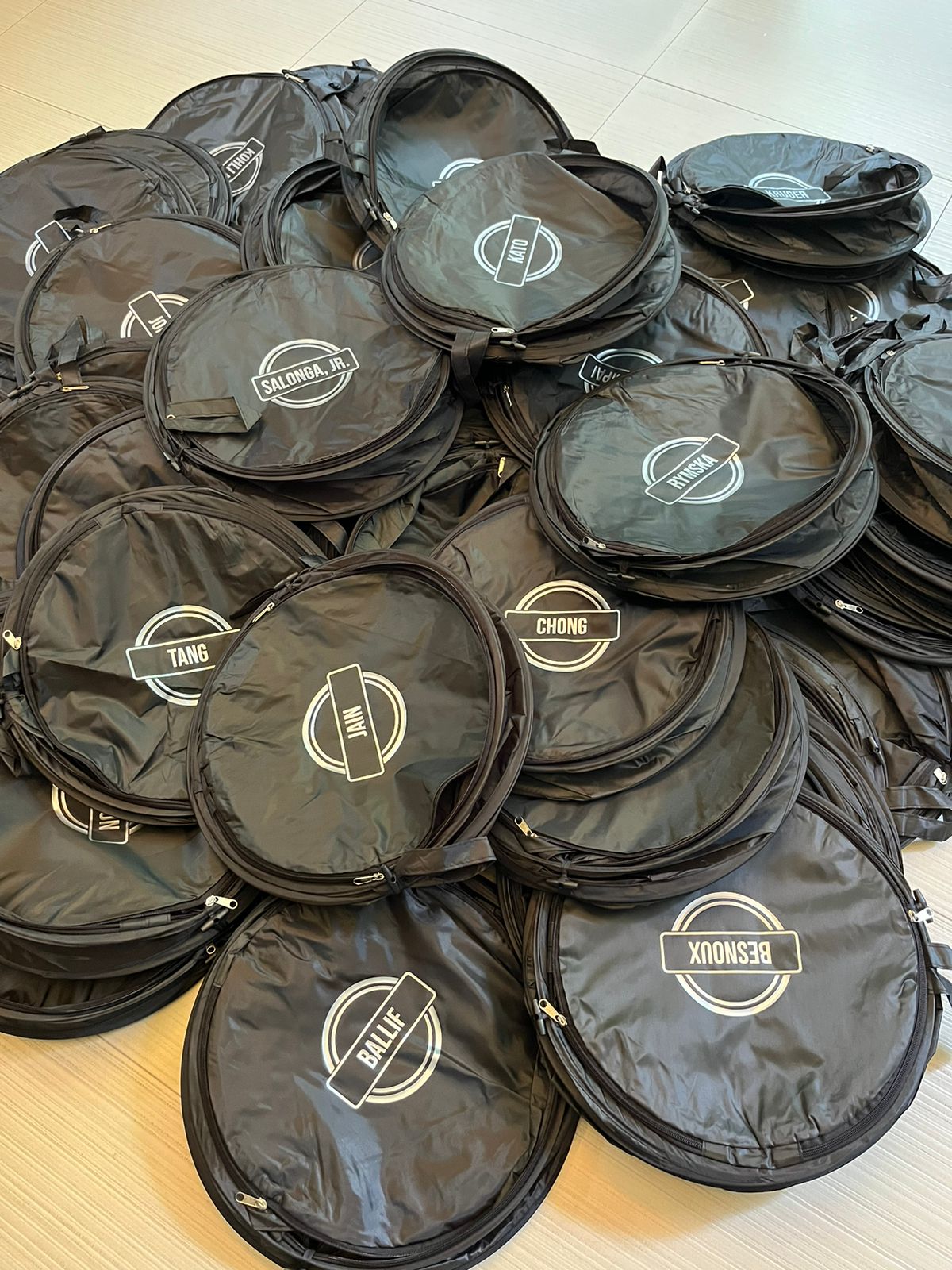 Cylindrical Collapsible Spiral Hamper